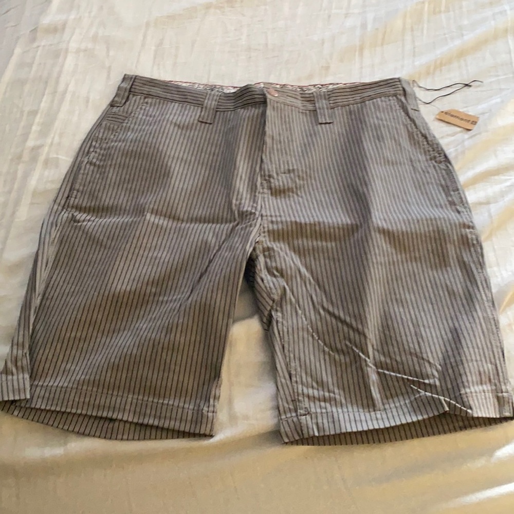 Element Shorts Size 38
